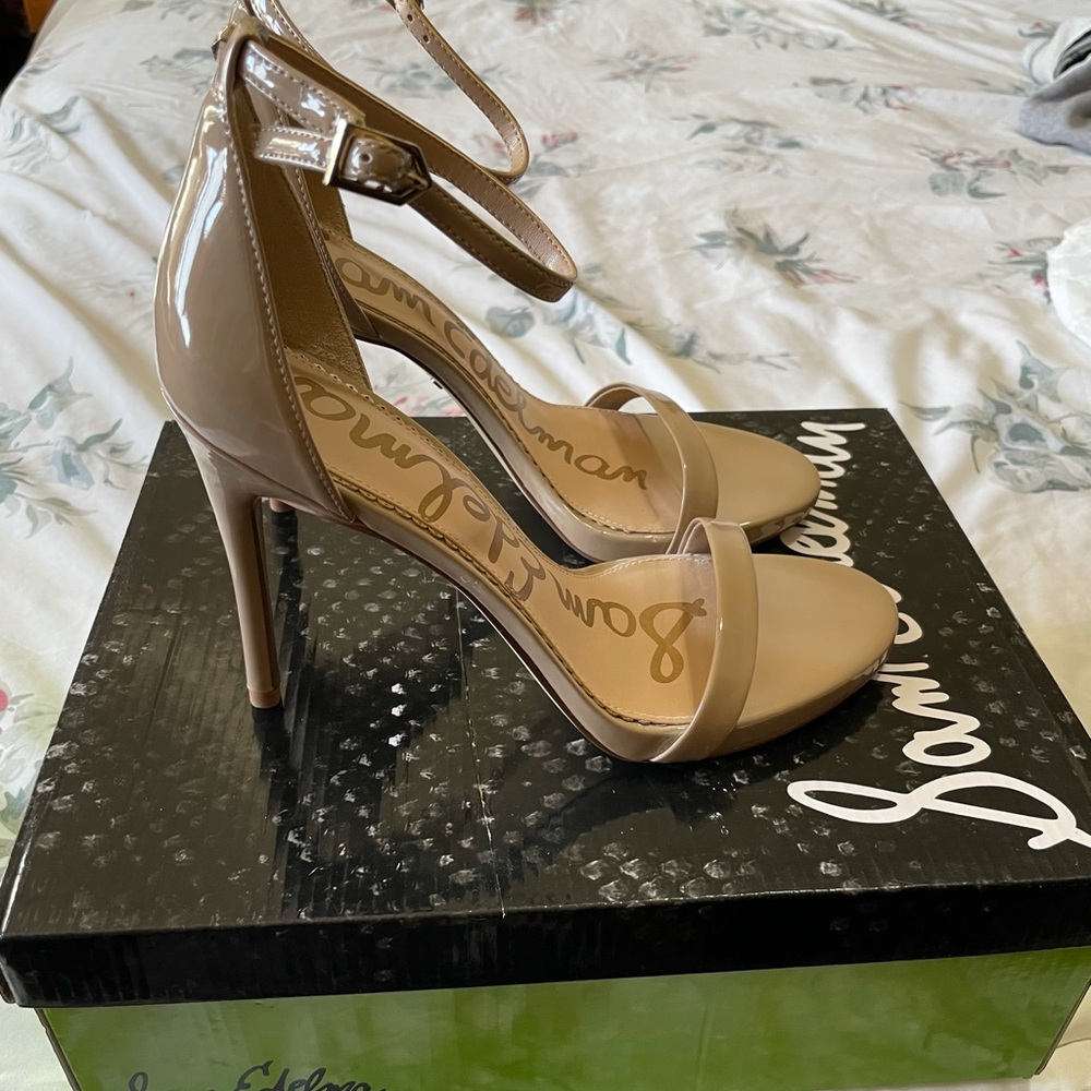 Sam Edelman nude heels